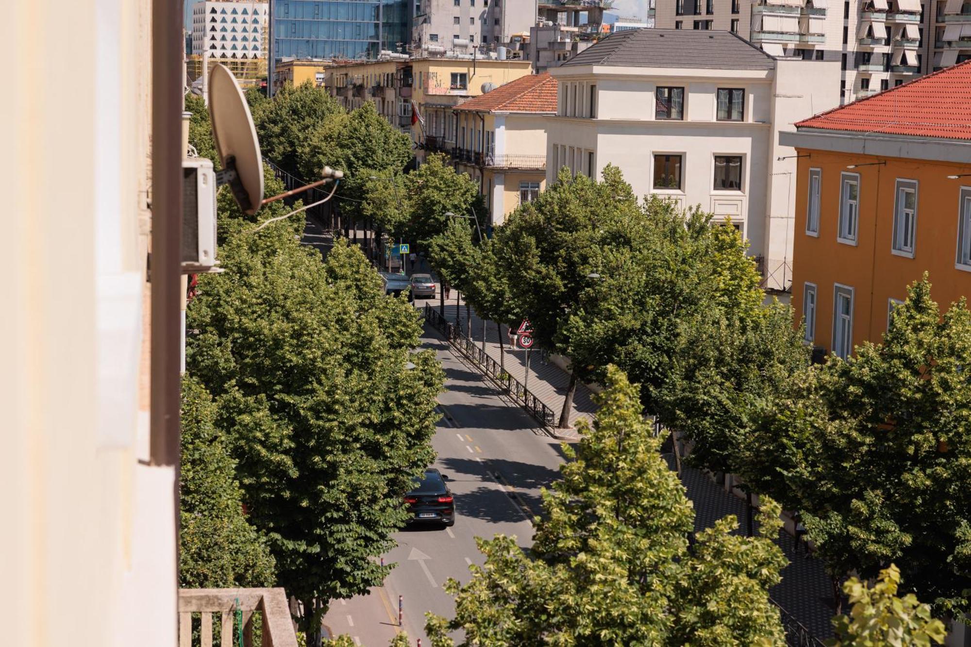 Hotel Bel Ami Tirana Exterior foto